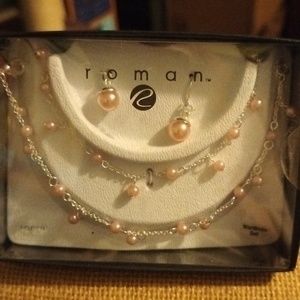 Blush pearl and silver earrings & necklace wardrobe set